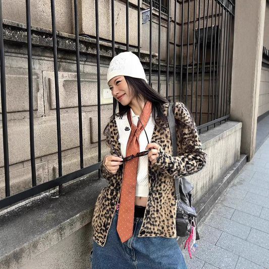 Women Leopard Print Long Sleeve V Neck Button Down Sweater Cardigan Casual Knit Lightweight Fall Winter Outwear Tops