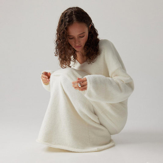 Women Knitted Suit Autumn Winter Commuting Knitted V-Neck Sweater Skirt Set